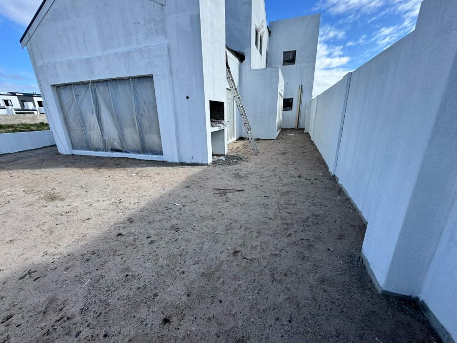 4 Bedroom Property for Sale in Sandown Western Cape